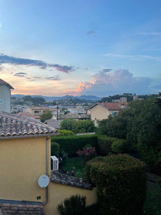 T2 Au Calme, Proche Des Plages, Climatise Et Parking Prive Cagnes-sur-Mer Exteriör bild